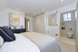 Photo 21- click for photo gallery